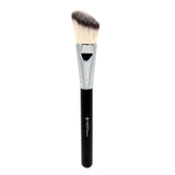 Deluxe Angle Foundation Brush SS002
